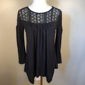 NWT Cupio Black Long Sleeve Lace Detail Top Size XS